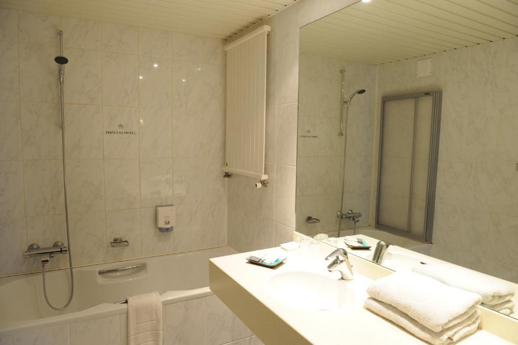 Hotel Princess Oostende Quarto foto